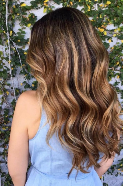 Nhuộm tóc Balayage đẹp nâu đồng quyến rũ