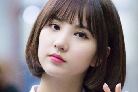“Top 15 Kiểu Tóc Ngắn Nổi Bật Trong Năm Nay”